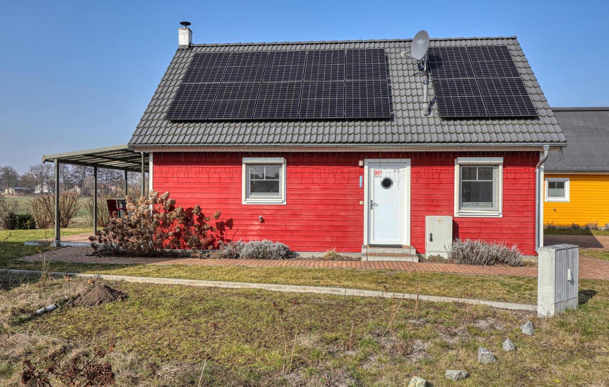2 Bedroom Beautiful Home In Zerpenschleuse エクステリア 写真